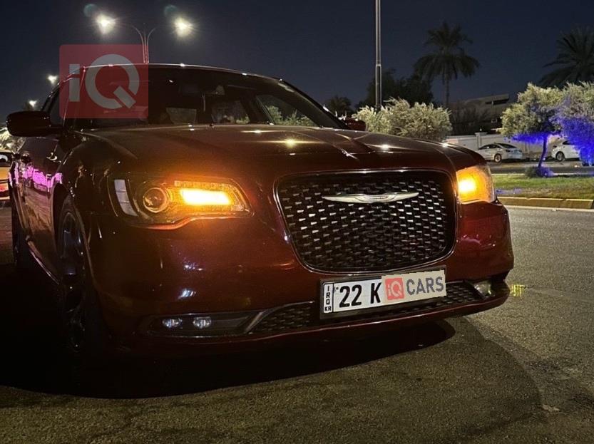 كرايسلر 300